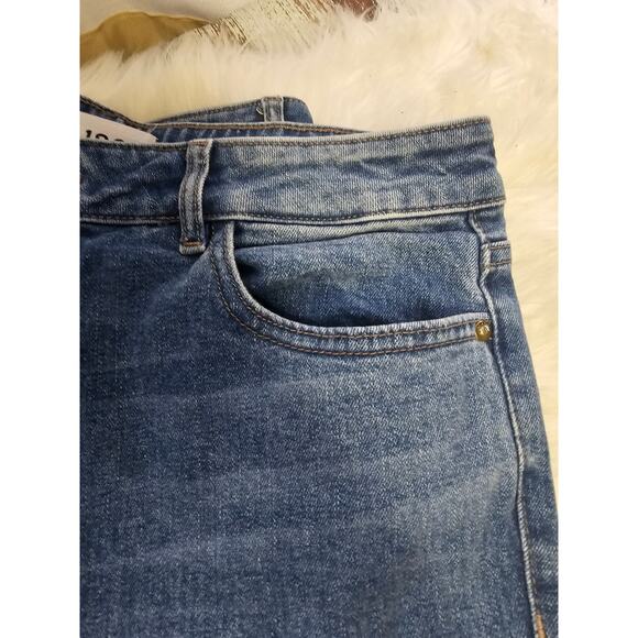 DL1961 Mara Instasculpt Straight Ankle Blue Jeans in Sea Salt size 30 - Picture 5 of 10